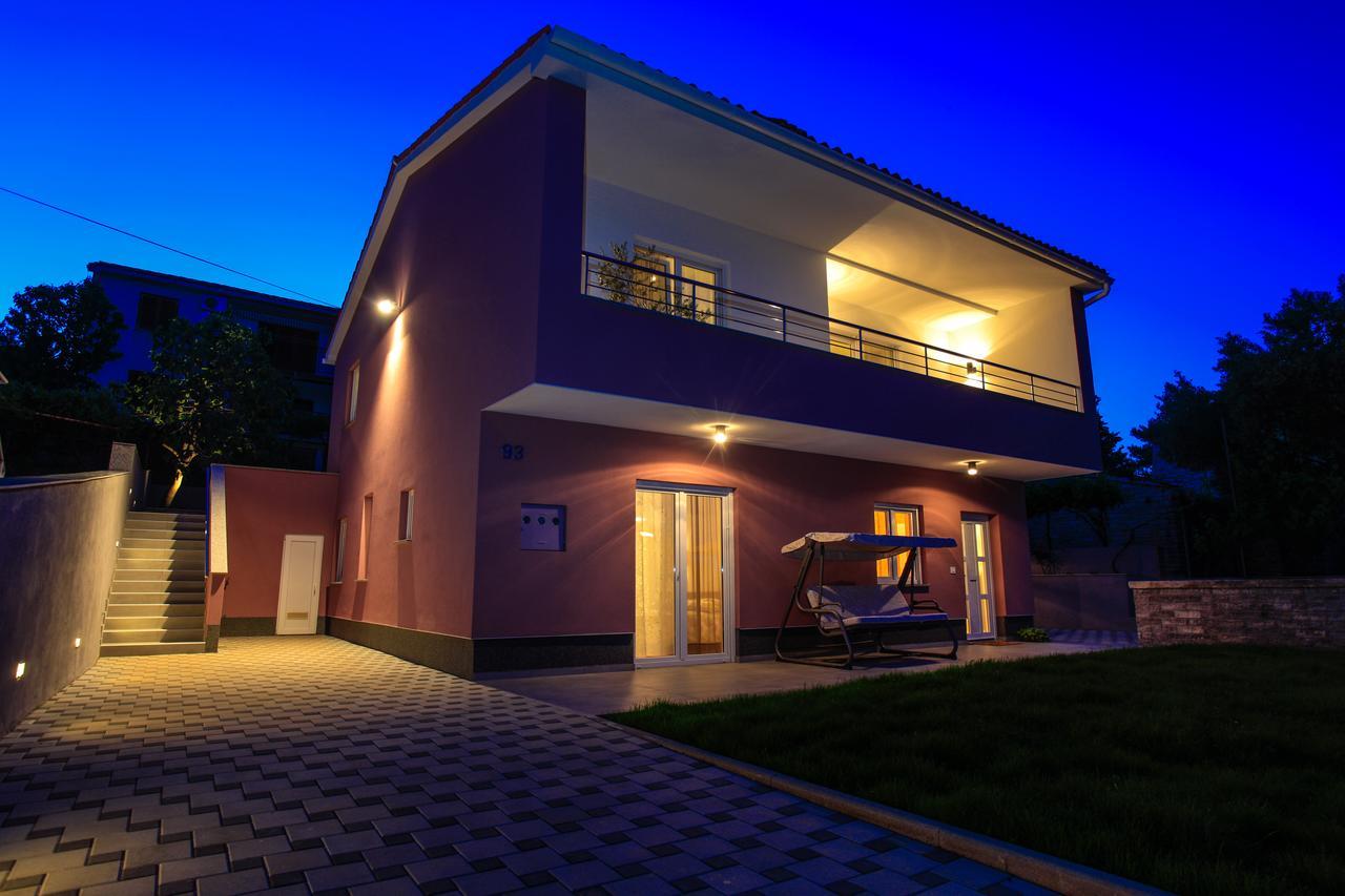 Apartments Fiora Premantura Bagian luar foto